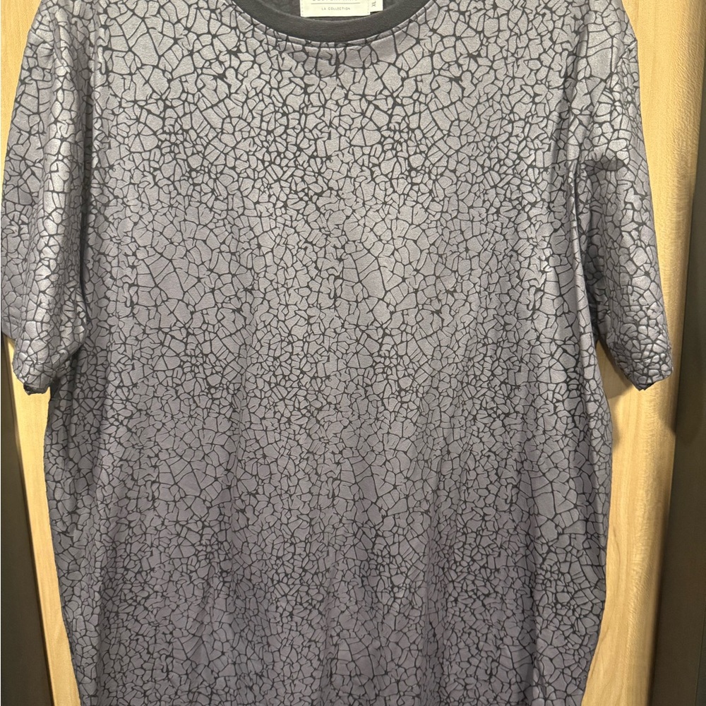 Eleven Paris Crackle Print T-Shirt – Bold Streetwear Style – Regular Fit